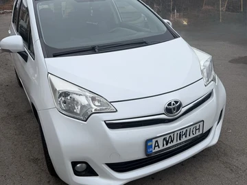 Авто Toyota Verso 2012 № 8405496