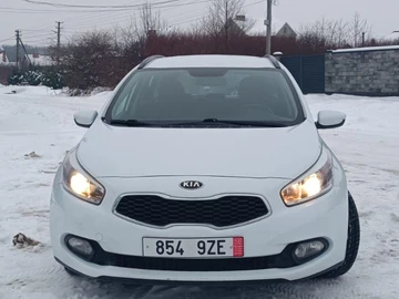 Авто KIA Cee X27 D 2015 № 8405582