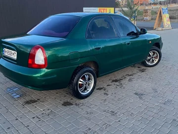 Авто Daewoo Nubira 1998 № 8405664