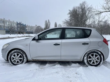 Авто KIA Cee X27 D 2007 № 8405755