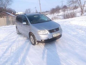 Авто Volkswagen Touran 2006 № 8405860
