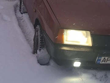 Авто ВАЗ 2109 1991 № 8405864