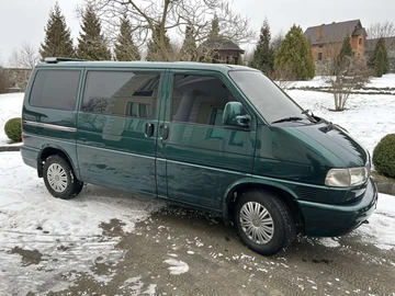 Авто Volkswagen Caravelle 2003 № 8406005