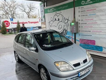 Авто Renault Scenic 2002 № 8406006