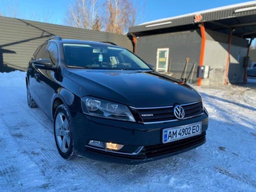Авто Volkswagen Passat Variant 2013 № 8406293