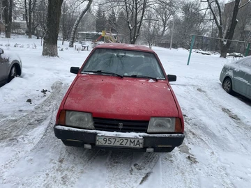 Авто ВАЗ 2109 1991 № 8406421