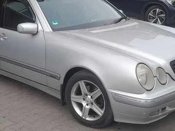 Авто Mercedes E Серия 2001 № 8406470