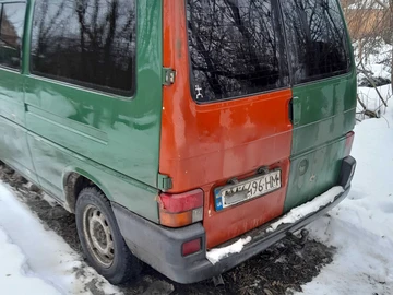 Авто Volkswagen Transporter 1995 № 8406680