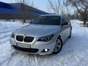 Авто BMW 5 Серия 2004 № 8407033