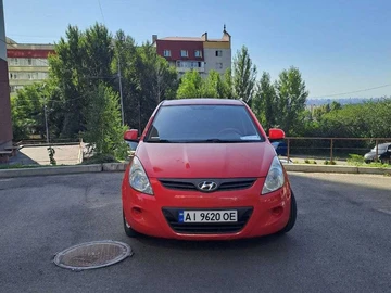Авто Hyundai I20 2012 № 8407240