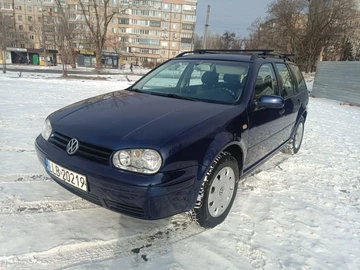 Авто Volkswagen Golf 2004 № 8407304
