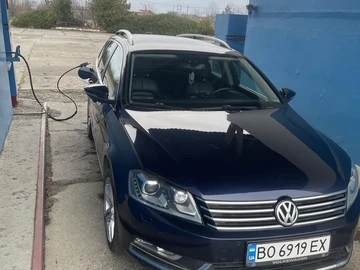 Авто Volkswagen Passat Variant 2013 № 8407327