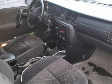 Авто Opel Vectra 1997 № 8407335