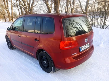 Авто Volkswagen Touran 2013 № 8407725