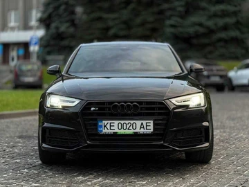 Авто Audi A4 2018 № 8407755