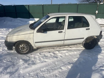 Авто Renault Clio 1993 № 8407808
