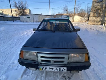 Авто ВАЗ 2109 1992 № 8408187