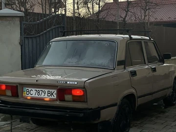 Авто ВАЗ 2105 1992 № 8408403