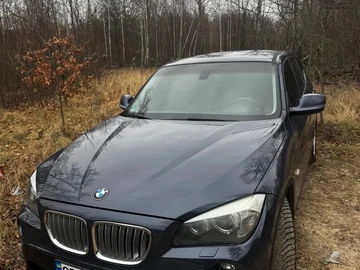 Авто BMW M1 2011 № 8408870