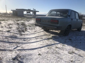 Авто ВАЗ 2107 1996 № 8408985
