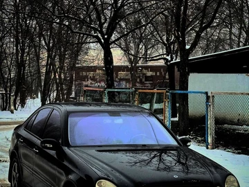 Авто Mercedes E Серия 2003 № 8409007