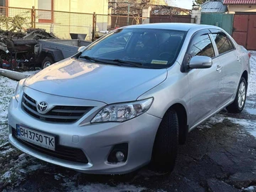 Авто Toyota Corolla 2011 № 8409042