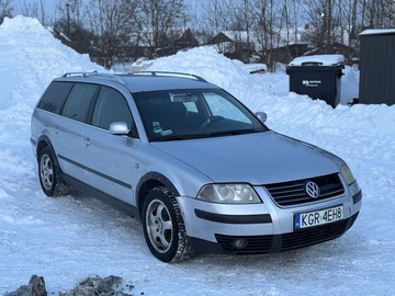 Авто Volkswagen Passat Variant 2003 № 8409045