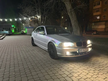 Авто BMW 3 Серия 2004 № 8409093