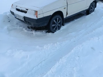 Авто ВАЗ 2108 1992 № 8409103