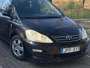 Авто Toyota Avensis Verso 2004 № 8409366