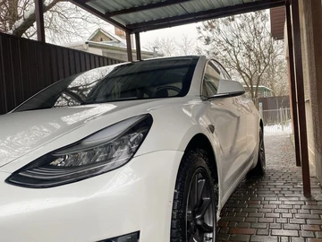 Авто Tesla Model 3 2019 № 8409387