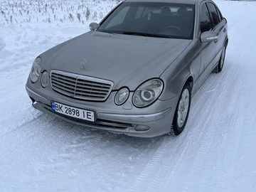 Авто Mercedes E Серия 2004 № 8409390