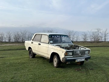 Авто ВАЗ 2107 1996 № 8409391