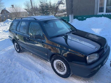 Авто Volkswagen Golf 1997 № 8409546