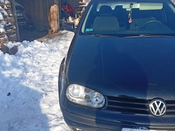 Авто Volkswagen Golf 2000 № 8409909