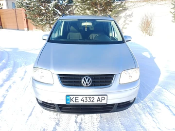 Авто Volkswagen Touran 2003 № 8409915