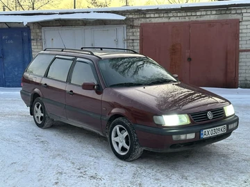 Авто Volkswagen Passat Variant 1996 № 8410389