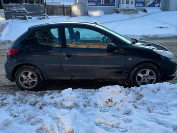 Авто Peugeot 206 2011 № 8410406