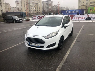 Авто Ford Fiesta 2013 № 8410519