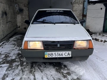 Авто ВАЗ 2109 1993 № 8410526