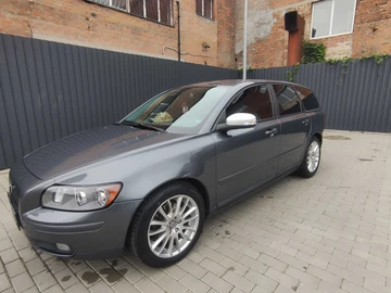 Авто Volvo V50 2007 № 8410627