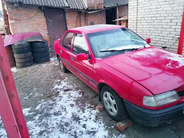 Авто Opel Vectra 1990 № 8410629