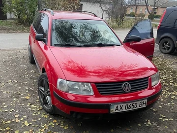 Авто Volkswagen Passat Variant 1999 № 8410643