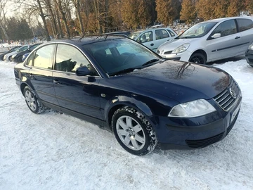Авто Volkswagen Passat Variant 2001 № 8411065
