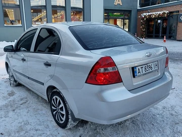 Авто Chevrolet Aveo 2008 № 8411094