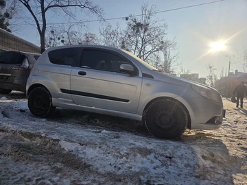 Авто Chevrolet Aveo 2011 № 8411108