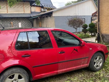 Авто Volkswagen Golf 2000 № 8411110