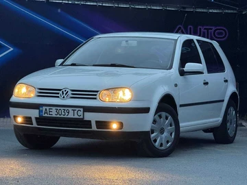 Авто Volkswagen Golf 2001 № 8411117