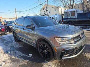 Авто Volkswagen Tiguan 2021 № 8411294
