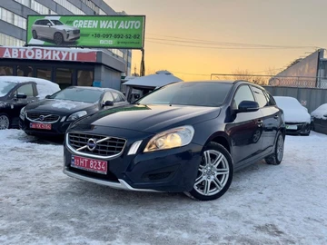 Авто Volvo V60 2012 № 8411366